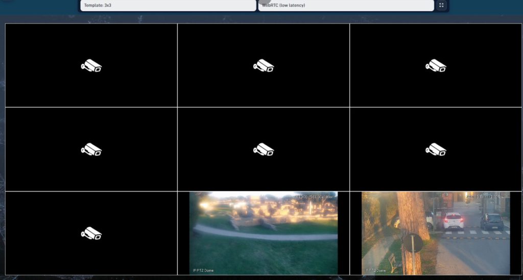 Vista multi-camera della piattaforma di videosorveglianza, con i flussi live disposti in griglia.